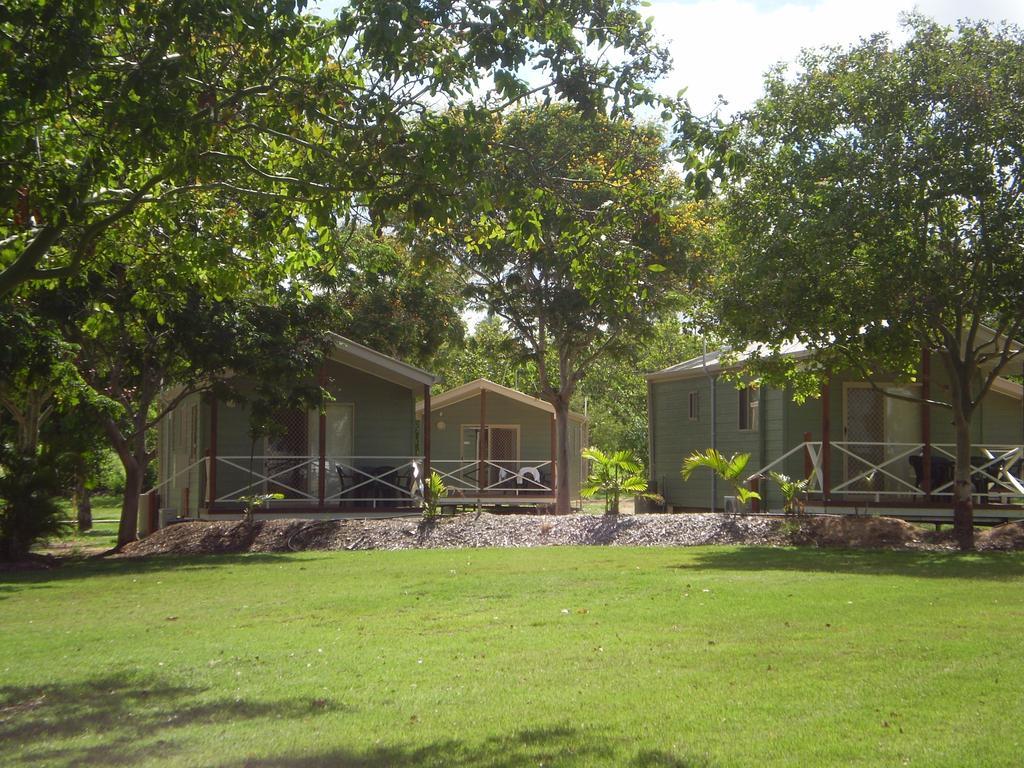 Big4 Aussie Outback Oasis Holiday Park Hotel Charters Towers Bagian luar foto